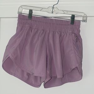 Lululemon Tracker shorts - size 6